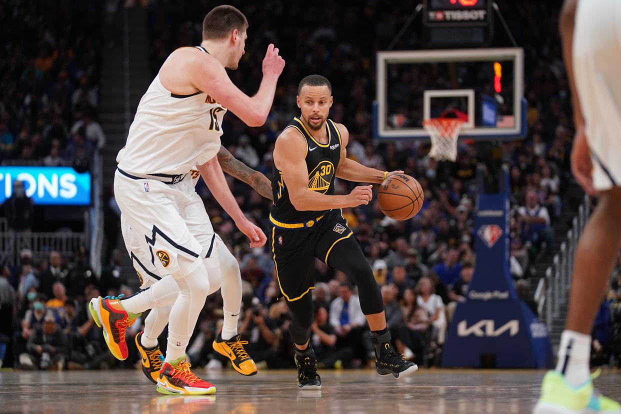 勇士再战掘金,库里带领全队迎来挑战 勇士再战掘金,库里带领全队迎来挑战