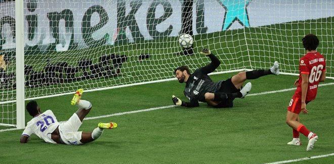 神奇进球助球队逆转!后防铁桶坚守不败的简单介绍 神奇进球助球队逆转!后防铁桶坚守不败的简单介绍