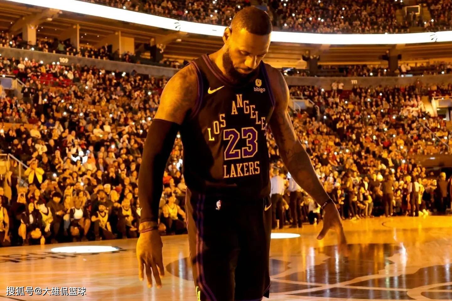 包含勒布朗-詹姆斯助力球队获得重要胜利,球迷呼吁支持更多赛事的词条 包含勒布朗-詹姆斯助力球队获得重要胜利,球迷呼吁支持更多赛事的词条