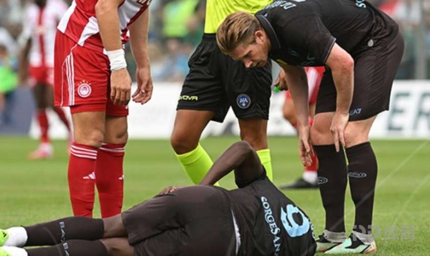 那不勒斯新援发威,帮助球队取得胜利 那不勒斯新援发威,帮助球队取得胜利