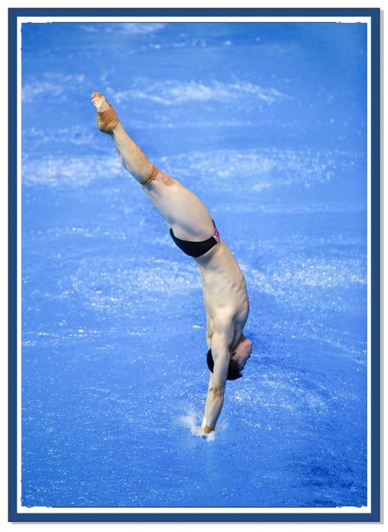 跳水项目中惊险一幕，选手完美表现夺冠的简单介绍